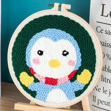 Laden Sie das Bild in den Galerie-Viewer, Punch Needle set Kleiner blauer Pinguin